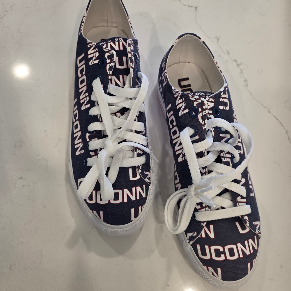 UConn Huskies Sneakers Navy Blue White Canvas Shoes M5.5 W7 NCAA Row One Victory